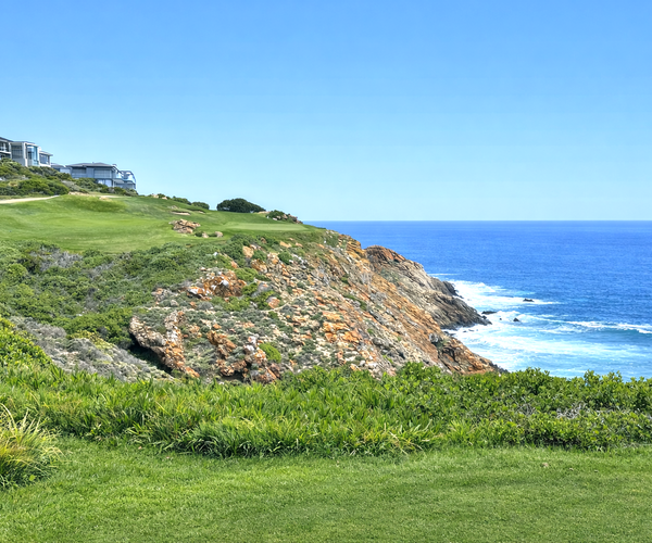 Photo of Pinnacle Point Beach & Golf Resort