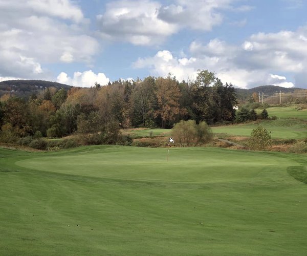 Photo of High Bridge Hills Golf Club