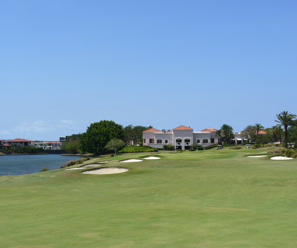 Photo of Links Hope Island