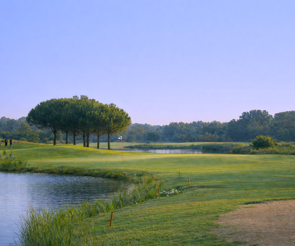 Photo of Cosmopolitan Golf & Country Club