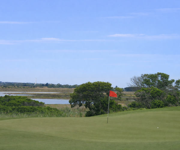 Photo of Thirteenth Beach Golf Links (Beach course)